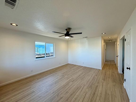 3rd image of 5204 7th St