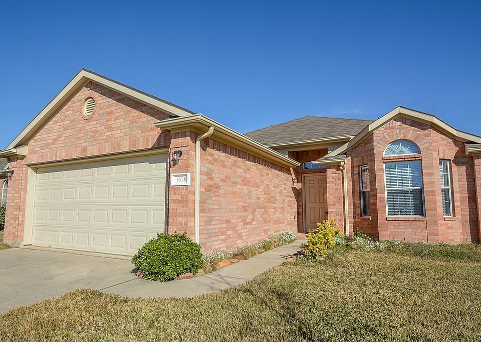 1st image of 1018 Bahia Vista Dr