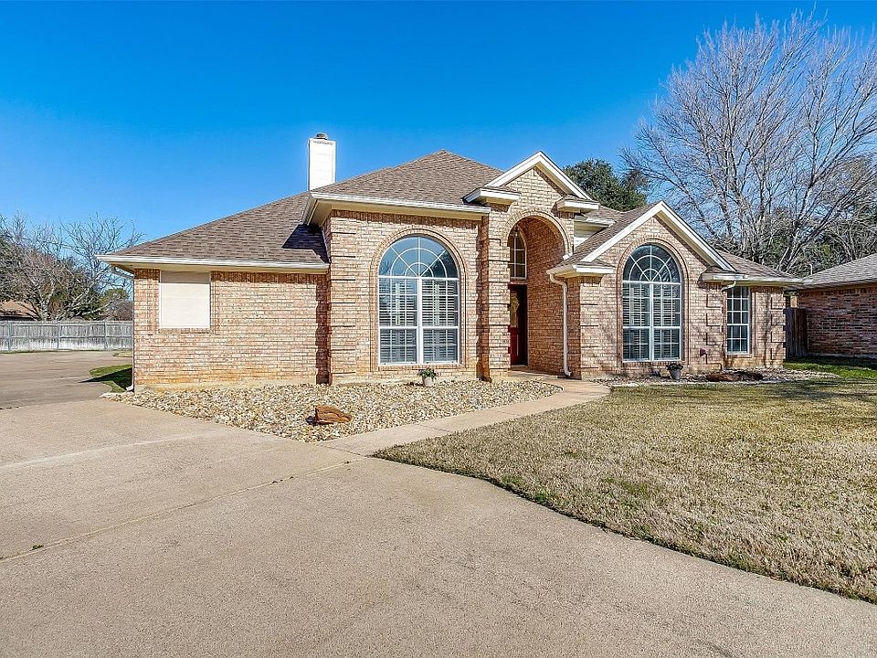 1st image of 7305 Whitfield Ct