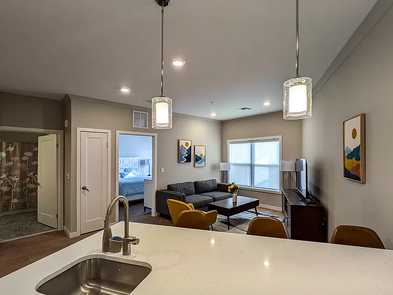 Metro526 Luxury Apartments — Photo 32