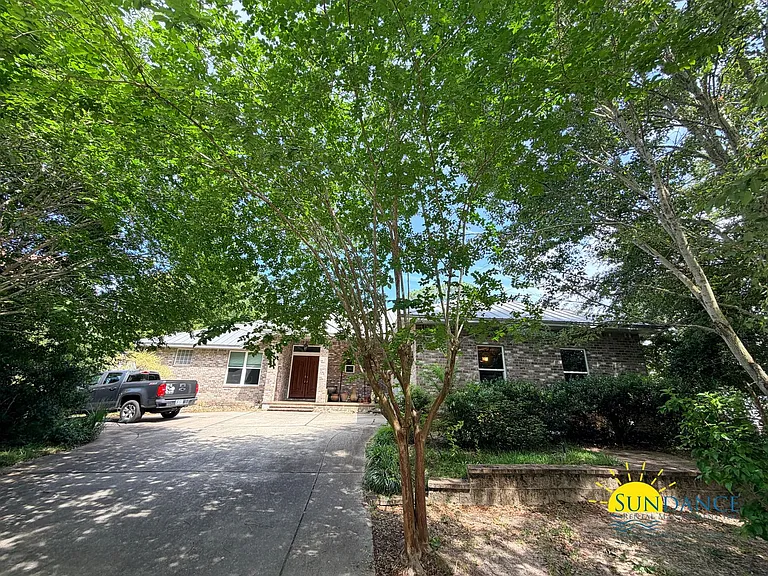 249 Beachview Dr — Photo 30
