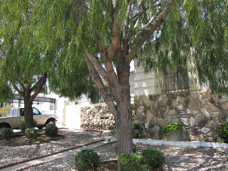 1st image of 1734 49th St