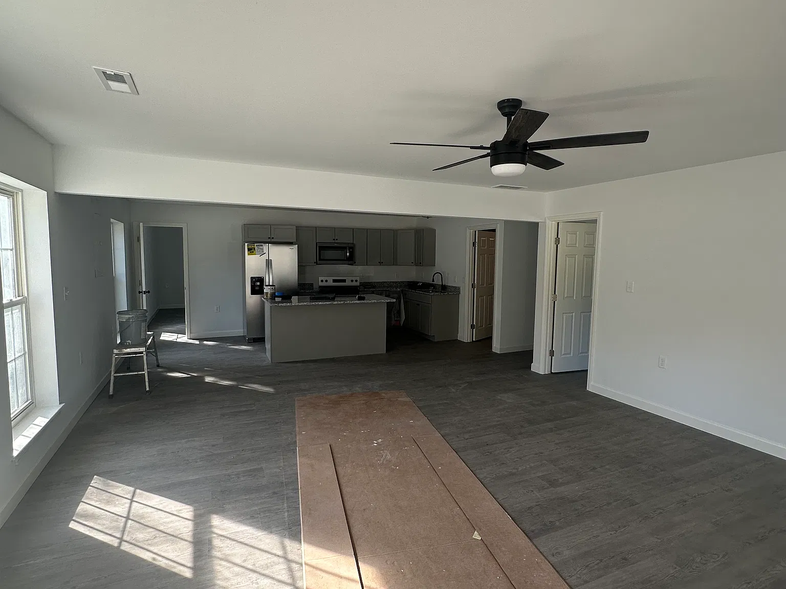222 Whippoorwill Dr — Photo 2