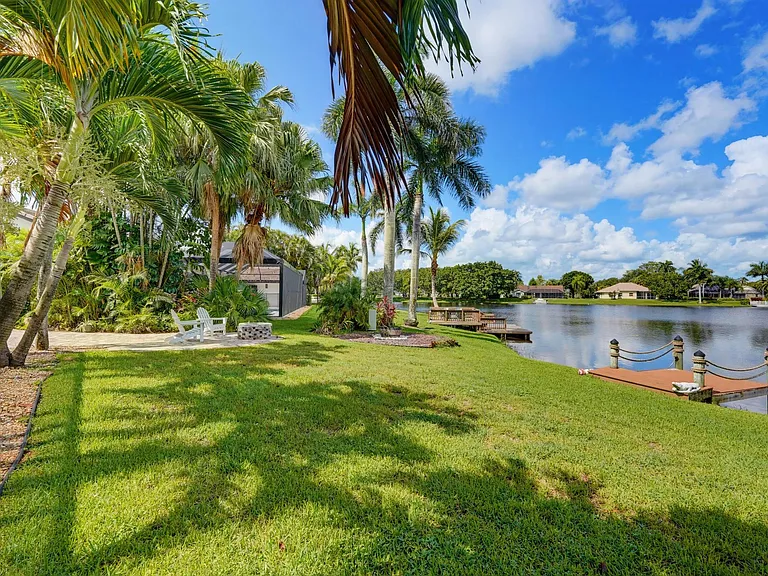 1619 Wiltshire Village Dr — Photo 45