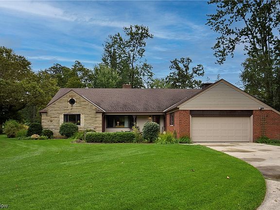 2nd image of 23135 Maybelle Dr