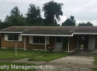 2131 W Greenway Pl, Citrus Springs, FL 34434