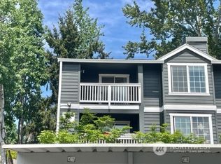 23410 18th Ave S APT C301, Des Moines, WA 98198