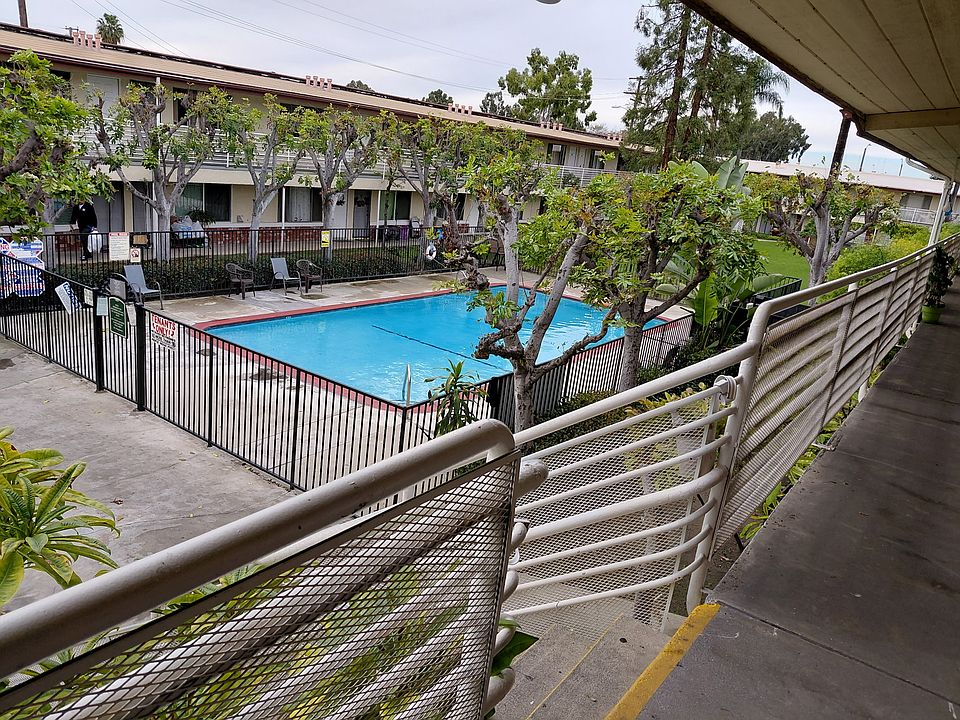 1st image of 900 N Hacienda Blvd Unit 11
