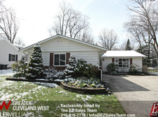 34045 Gina Dr, North Ridgeville, OH 44039