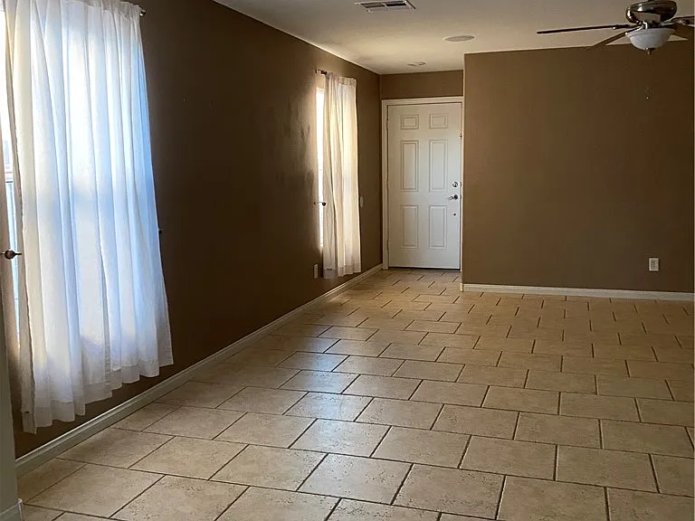 1159 Grove Park St — Photo 12