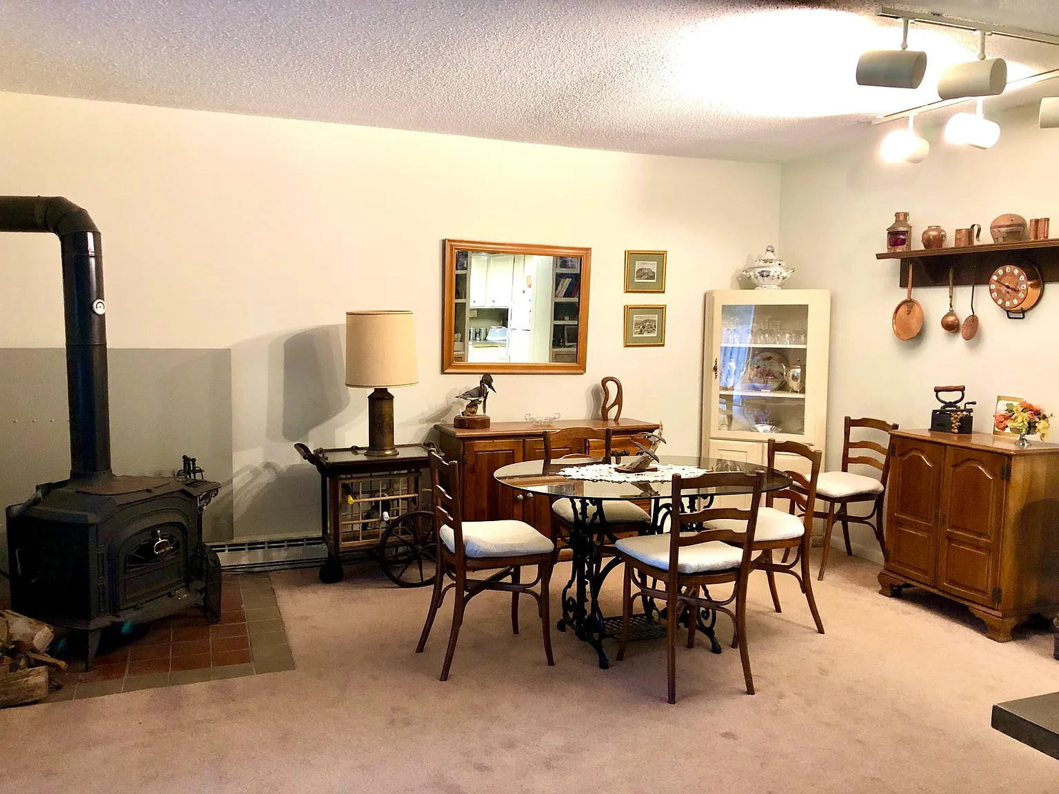 134 S Hemlock Ln — Photo 4