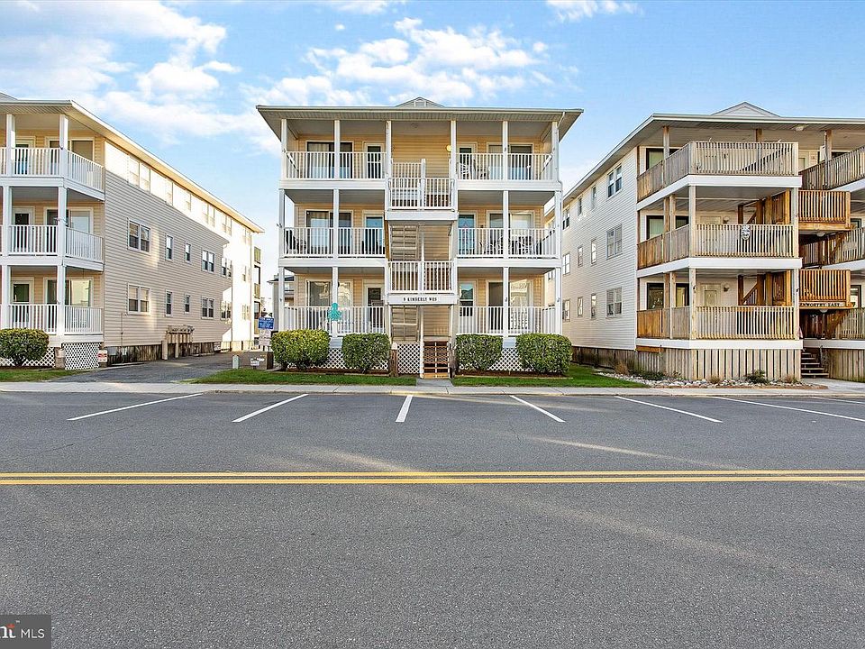 1st image of 9 140th St Unit 3W