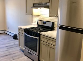 18 Grove St APT F, Millbury, MA 01527