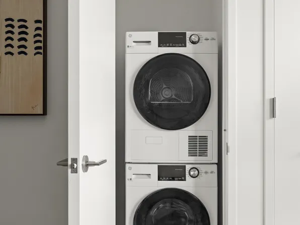 1026 3rd Avenue image 9 of 17