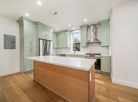 9-11 Knollin St, Malden, MA