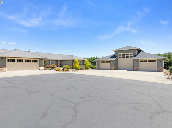 5895 Garden Valley Rd, Roseburg, OR 97471