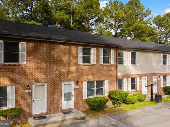 228 Brunswick Rd, Stephens City, VA 22655