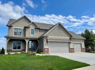 3808 Patriot Ln, Champaign, IL