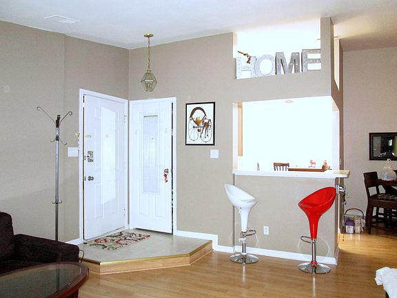 5th image of 7513 Ashby Ln Unit M