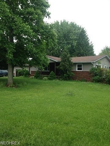 1st image of 3230 Forest Dr