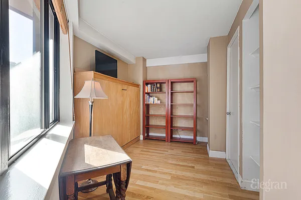Sold by Elegran | media 5