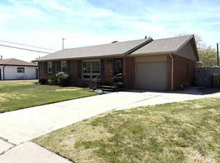 37 Rambler Rd, Hutchinson, KS 67502