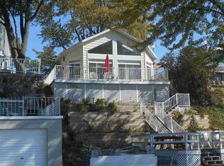 10237 Pretty Lake Trl, Plymouth, IN 46563