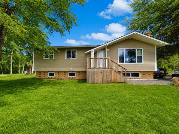 11 Marshalls Drive, Bishops Falls, NL A0H1C0