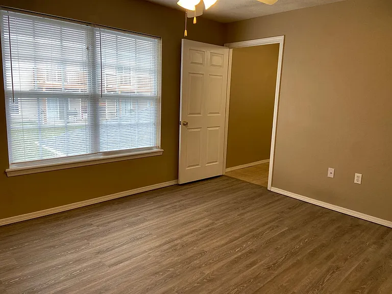 172 Humanity Ln #D — Photo 8