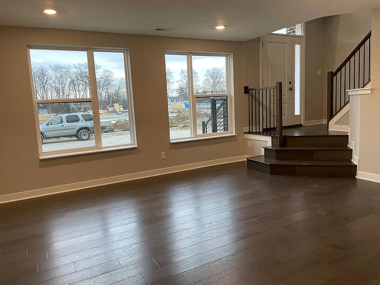 Bonus room. Can be used as home office