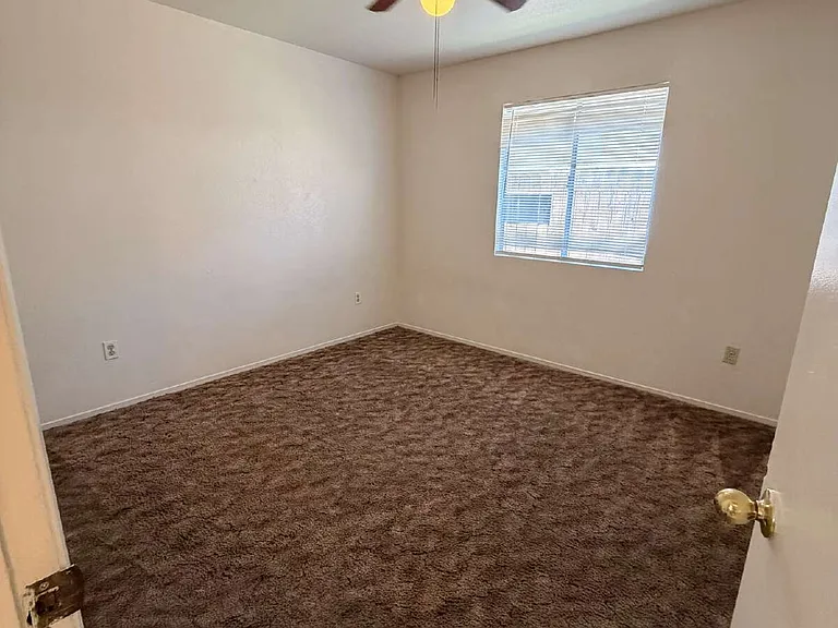 283 Nickel St — Photo 9