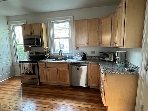 2nd image of 331 W Church St