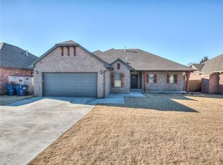 249 Timber Ln, Harrah, OK 73045