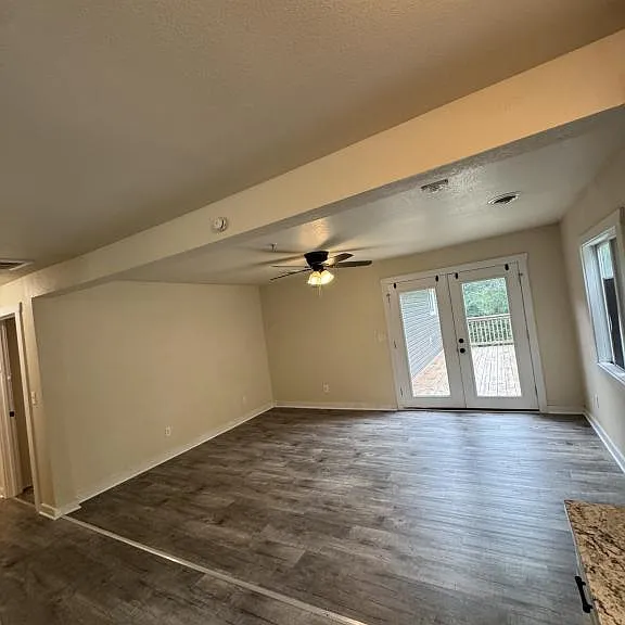 151 Hamilton Cir — Photo 5