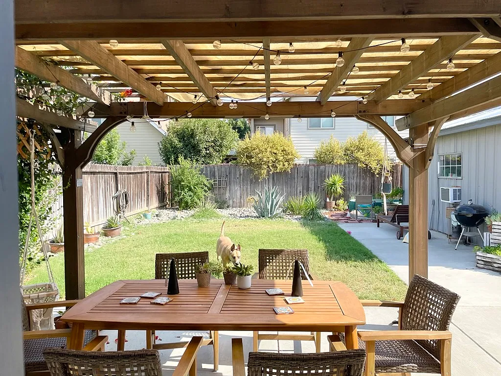 3 bed, 1524 sqft, $3,200 — Photo 2
