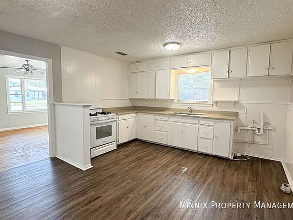 4th image of 2520 41st St Unit A