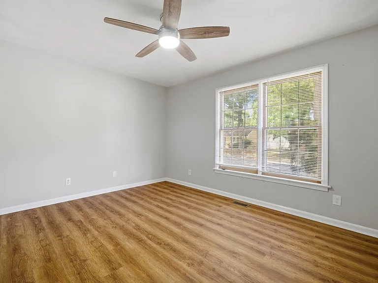 1441 Bayberry Pl — Photo 8