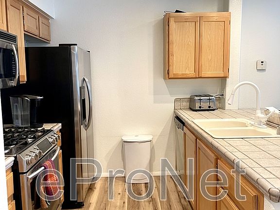 4th image of 1401 Beaver Spring St #1