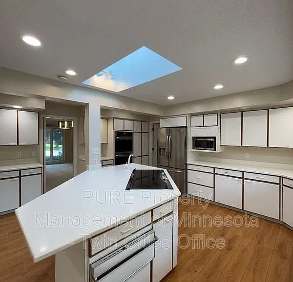 7420 Hyde Park Cir — Photo 7