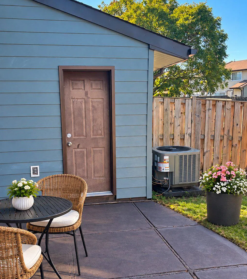 3 bed, 2.5 bath, 1600 sqft, $2,800 — Photo 3