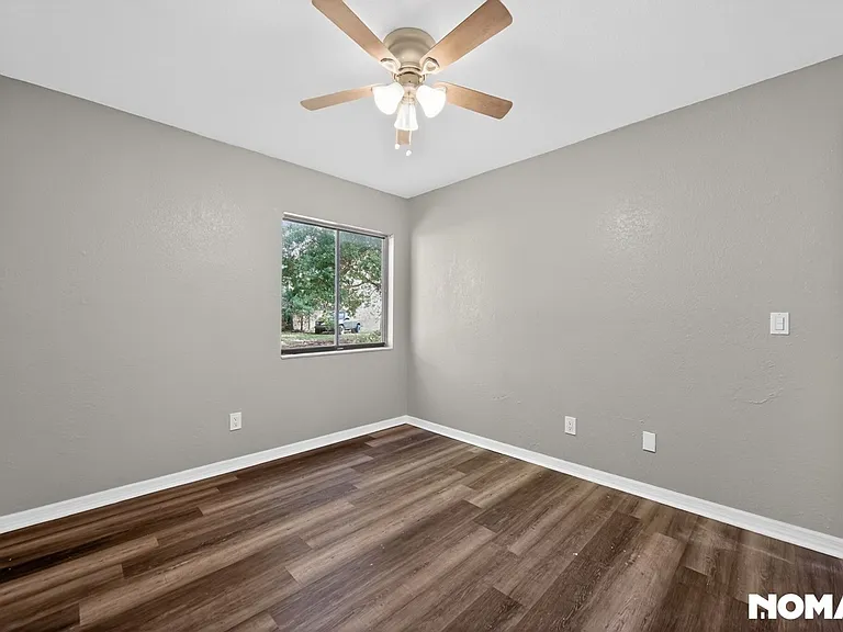 454 Loblolly Ln — Photo 20