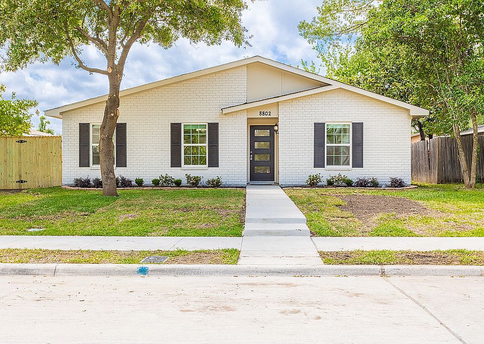 1st image of 8802 Willowbrook Dr