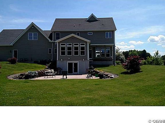 4th image of 7179 Northacres Ln