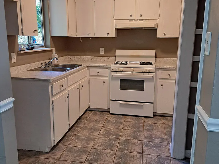 224 Dryad Ln — Photo 4
