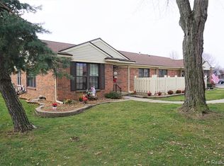 40370 Newport Dr, Plymouth, MI 48170