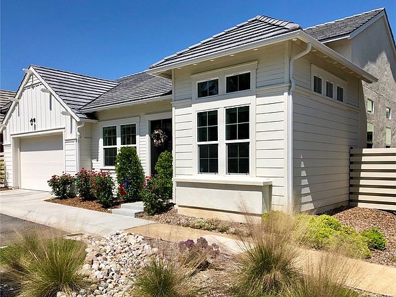 2nd image of 25113 Bergamot Ct
