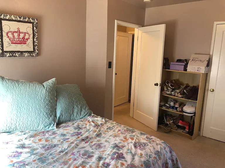 536 Eureka Ave — Photo 13