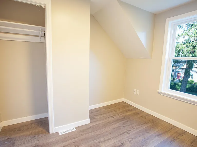 19 Prospect St #2 — Photo 16