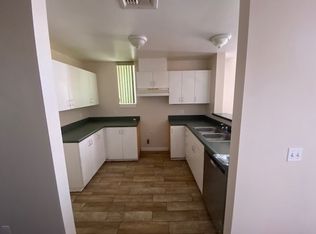 8021 S Vermont Ave, Los Angeles, CA 90044