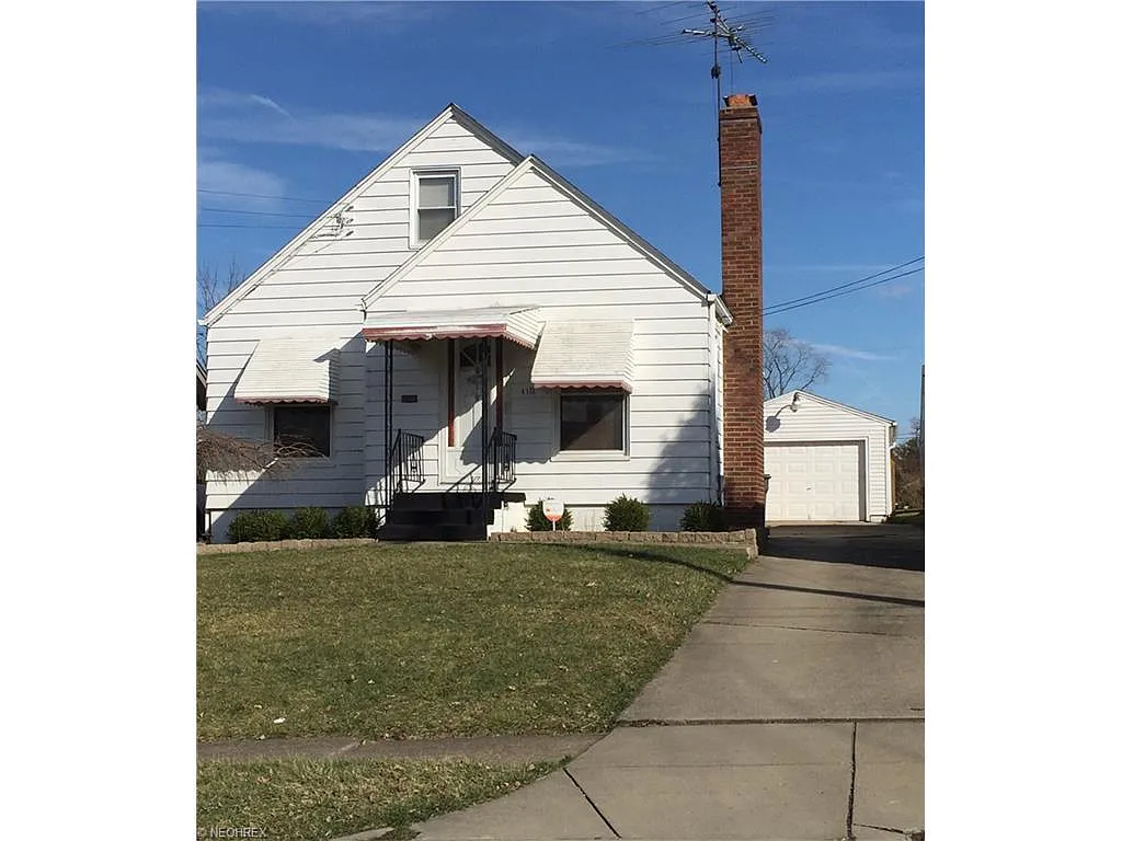 413 N Osborn Ave photo 1